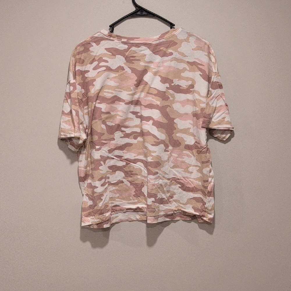 Calvin Klein Jeans Light Pink Camouflage Tee - Picture 3 of 3